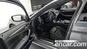 BMW 5-Series 520i M Sport 2023 года из Южной Кореи