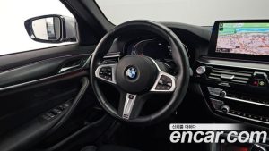BMW 5-Series 520i M Sport 2023 года из Южной Кореи
