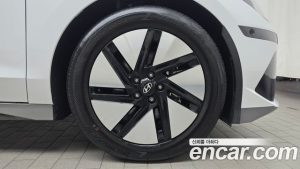 Hyundai Ioniq6 Long Range AWD 2024 года из Южной Кореи