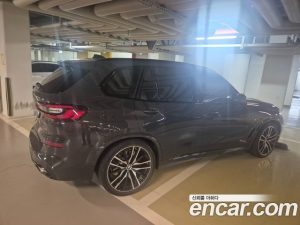 BMW X5 xDrive 40d M Sport Online Exclusive Edition 2023 года из Южной Кореи