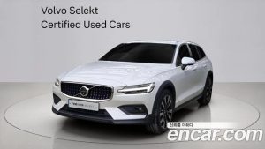 Volvo V60 B5 Ultra AWD 2025 года из Южной Кореи