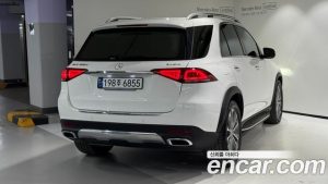 Mercedes-Benz GLE-Class GLE300d 4MATIC 2023 года из Южной Кореи
