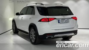 Mercedes-Benz GLE-Class GLE300d 4MATIC 2023 года из Южной Кореи