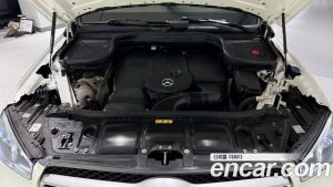Mercedes-Benz GLE-Class GLE300d 4MATIC 2023 года из Южной Кореи
