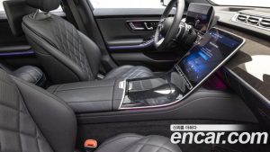 Mercedes-Benz S-Class S500 4MATIC 2024 года из Южной Кореи