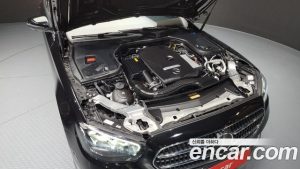 Mercedes-Benz E-Class E250 Avantgarde 2023 года из Южной Кореи