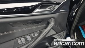 BMW 5-Series 530i M Sport 2023 года из Южной Кореи