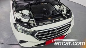 Mercedes-Benz E-Class E450 4MATIC 2024 года из Южной Кореи