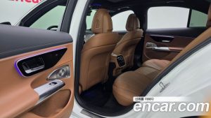 Mercedes-Benz E-Class E450 4MATIC 2024 года из Южной Кореи