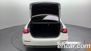 Mercedes-Benz E-Class E450 4MATIC 2024 года из Южной Кореи