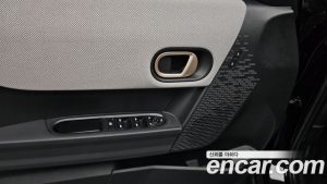 Mini Cooper 5Door Favoured 2025 года из Южной Кореи