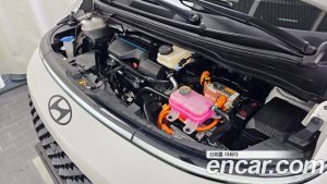 Hyundai Staria HEV 1.6 Lounge 9-Seater 2025 года из Южной Кореи