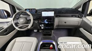 Hyundai Staria HEV 1.6 Lounge 9-Seater 2025 года из Южной Кореи