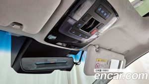 Hyundai Staria HEV 1.6 Lounge 9-Seater 2025 года из Южной Кореи