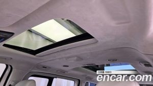 Hyundai Staria HEV 1.6 Lounge 9-Seater 2025 года из Южной Кореи