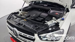 Mercedes-Benz GLE-Class GLE300d 4MATIC 2024 года из Южной Кореи