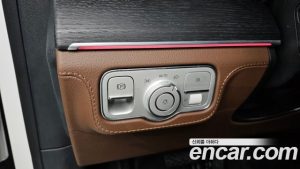 Mercedes-Benz GLE-Class GLE300d 4MATIC 2024 года из Южной Кореи