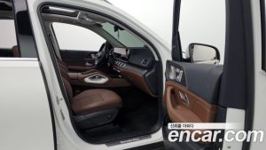 Mercedes-Benz GLE-Class GLE300d 4MATIC 2024 года из Южной Кореи