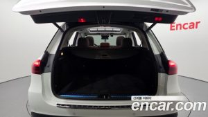 Mercedes-Benz GLE-Class GLE300d 4MATIC 2024 года из Южной Кореи