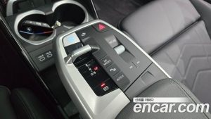 BMW iX1 xDrive 30 M Sport 2023 года из Южной Кореи