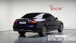 Mercedes-Benz E-Class E350 4MATIC Exclusive 2023 года из Южной Кореи