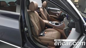 Mercedes-Benz E-Class E350 4MATIC Exclusive 2023 года из Южной Кореи