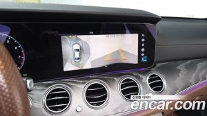 Mercedes-Benz E-Class E350 4MATIC Exclusive 2023 года из Южной Кореи