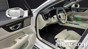 Volvo S60 B5 ULTIMATE Bright 2023 года из Южной Кореи