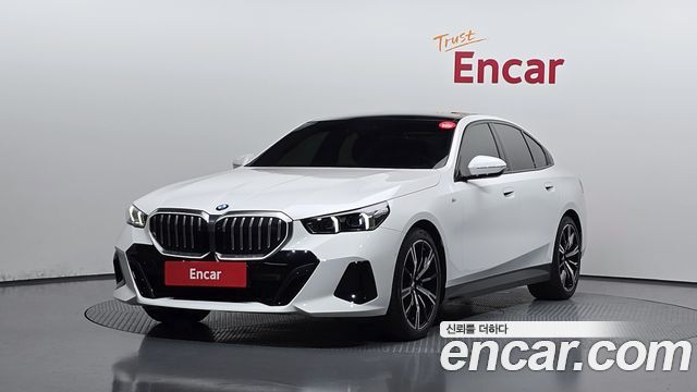 BMW 5-Series 530i xDrive M Sport 2025 года из Кореи