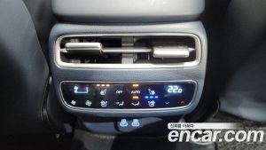 Genesis GV70 2.5T Бензин AWD 2025 года из Южной Кореи