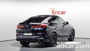 BMW X6 xDrive40d M Sport Online Exclusive 2024 года из Южной Кореи