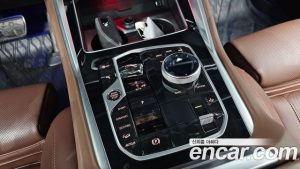 BMW X6 xDrive40d M Sport Online Exclusive 2024 года из Южной Кореи