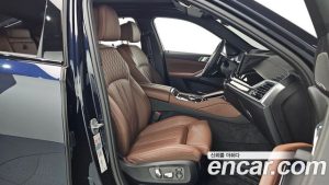 BMW X6 xDrive40d M Sport Online Exclusive 2024 года из Южной Кореи