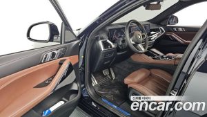 BMW X6 xDrive40d M Sport Online Exclusive 2024 года из Южной Кореи
