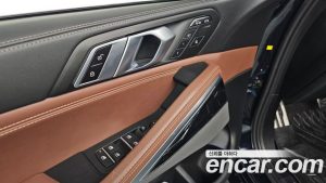 BMW X6 xDrive40d M Sport Online Exclusive 2024 года из Южной Кореи