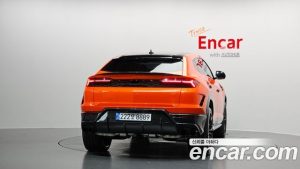 Lamborghini Urus 4.0 V8 SE 2025 года из Южной Кореи