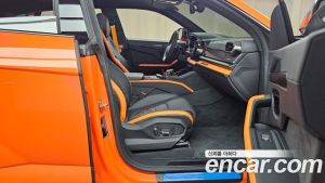 Lamborghini Urus 4.0 V8 SE 2025 года из Южной Кореи