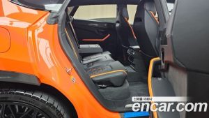 Lamborghini Urus 4.0 V8 SE 2025 года из Южной Кореи