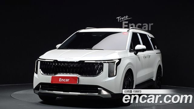 Kia Canival Бензин 9-Seater Noblesse 2025 года из Кореи