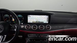 Mercedes-Benz CLS-Class CLS300d 4MATIC 2023 года из Южной Кореи