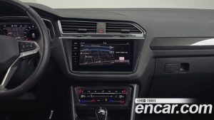 Volkswagen Tiguan 2.0 TDI 4 Prestige 2023 года из Южной Кореи