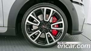 Mini Cooper JCW 2024 года из Южной Кореи