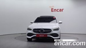 Mercedes-Benz C-Class C200 Avantgarde 2024 года из Южной Кореи
