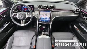 Mercedes-Benz C-Class C200 Avantgarde 2024 года из Южной Кореи