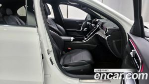 Mercedes-Benz C-Class C200 Avantgarde 2024 года из Южной Кореи