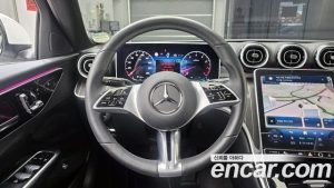 Mercedes-Benz C-Class C200 Avantgarde 2024 года из Южной Кореи