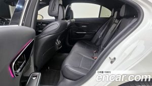 Mercedes-Benz C-Class C200 Avantgarde 2024 года из Южной Кореи