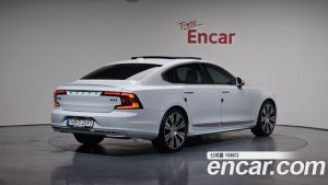 Volvo S90 B6 AWD ULTIMATE Bright 2023 года из Южной Кореи