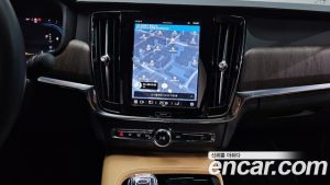 Volvo S90 B6 AWD ULTIMATE Bright 2023 года из Южной Кореи
