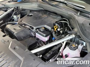 Genesis GV70 2.5T Бензин 2WD 2024 года из Южной Кореи